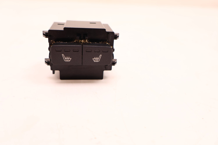 VOLVO XC60 II PANEL PRZYCISK PODGRZEWANIA FOTELI 31346786