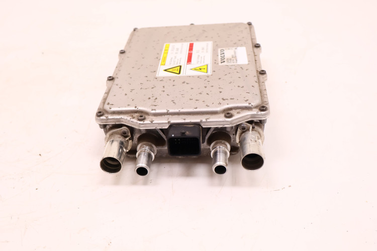 VOLVO XC60 II 2.0 T8 INWENTER KONWENTER FALOWNIK PRZETWORNICA 32202704