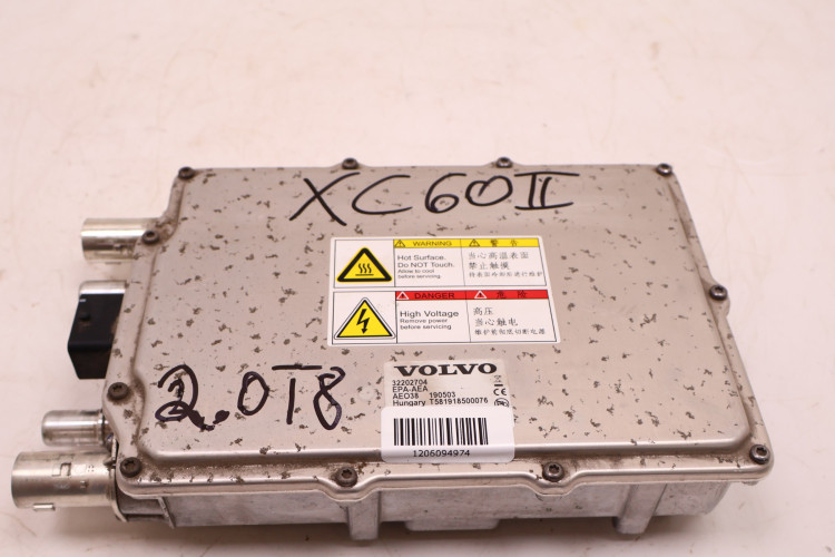 VOLVO XC60 II 2.0 T8 INWENTER KONWENTER FALOWNIK PRZETWORNICA 32202704