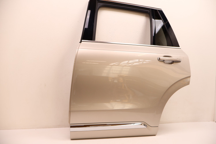 VOLVO XC90 II DRZWI LEWE TYŁ 719-16