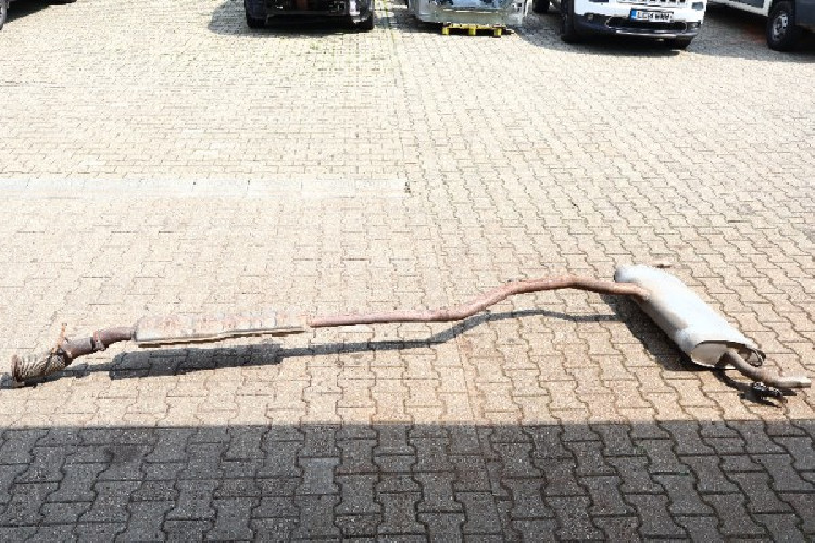 VOLVO XC60 II 2.0 T8 RURA TŁUMIK WYDECH 82288942, 31684231, 32203491