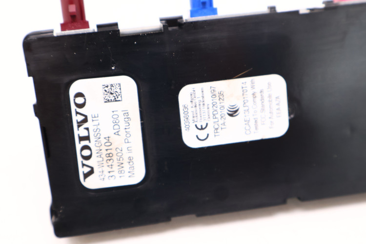 VOLVO XC90 II PŁETWA ANTENA DACHOWA 717-46 39826458, 31438104