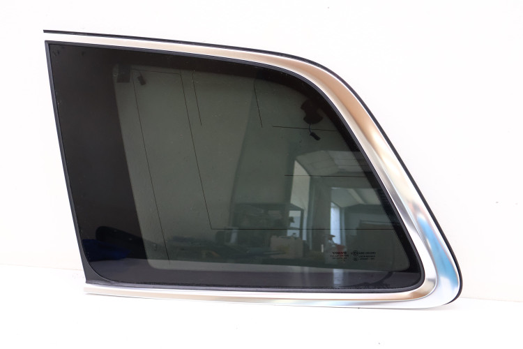 VOLVO XC90 II SZYBA KAROSERYJNA LEWA 31371460