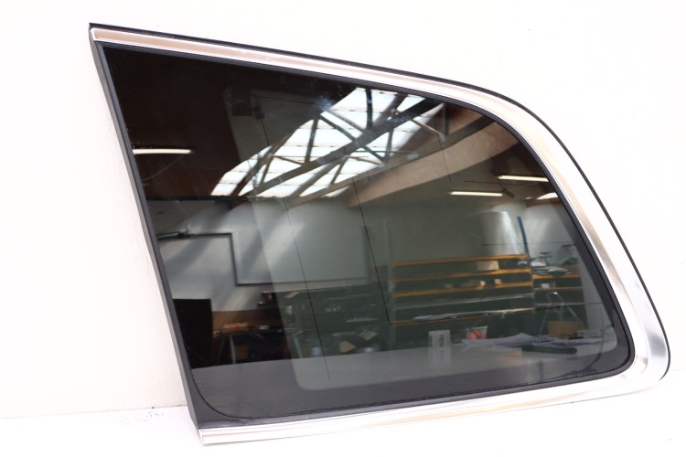VOLVO XC90 II SZYBA KAROSERYJNA LEWA 31371460