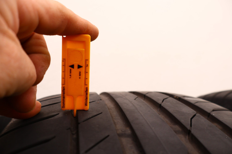 OPONY CONTINENTAL CONTISPORTCONTACT 5 235/55R19 101V