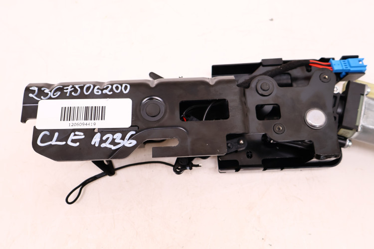 MERCEDES-BENZ CLE A236 SILNICZEK DOCIĄG POKRYWY DACHU 2367506200