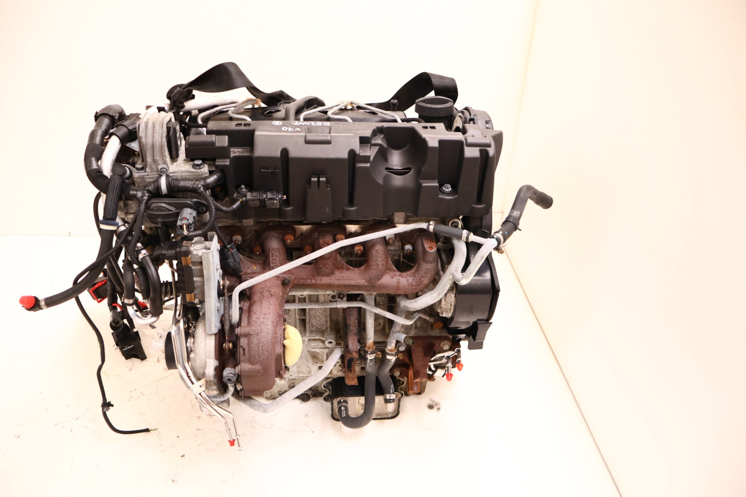 VOLVO V70 SILNIK D5244T