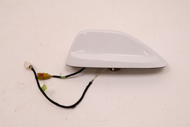 JEEP CHEROKEE KL PŁETWA ANTENA DACHOWA P5LQ48GW7AA PW7