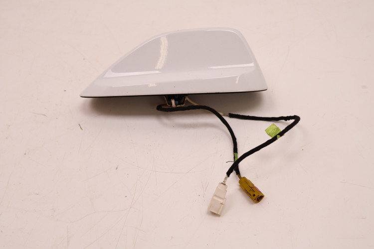 JEEP CHEROKEE KL PŁETWA ANTENA DACHOWA P5LQ48GW7AA PW7