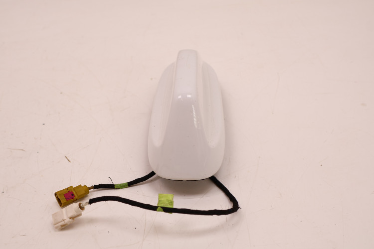 JEEP CHEROKEE KL PŁETWA ANTENA DACHOWA P5LQ48GW7AA PW7