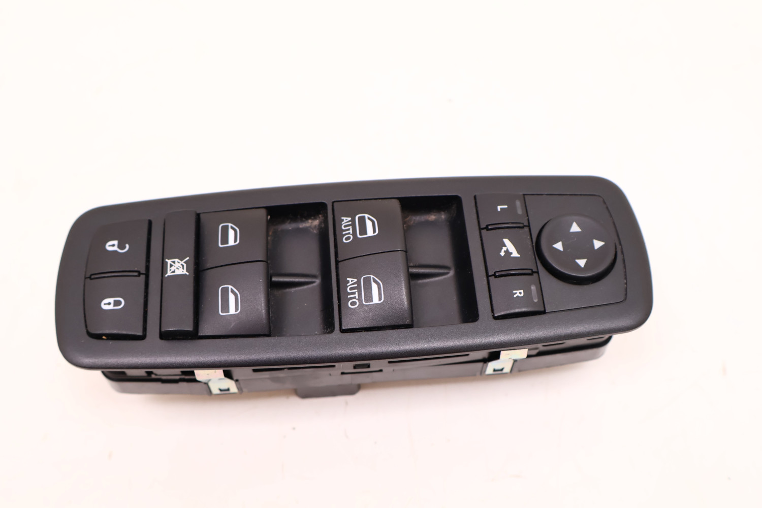 JEEP CHEROKEE KL PRZEŁĄCZNIK PANEL SZYB LEWY PRZÓD 68141890AA