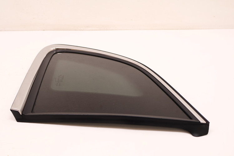 JEEP CHEROKEE KL SZYBA KAROSERYJNA PRAWA 68182214AC