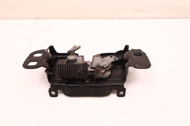 JEEP CHEROKEE KL ZAMEK MASKI 68110053AB