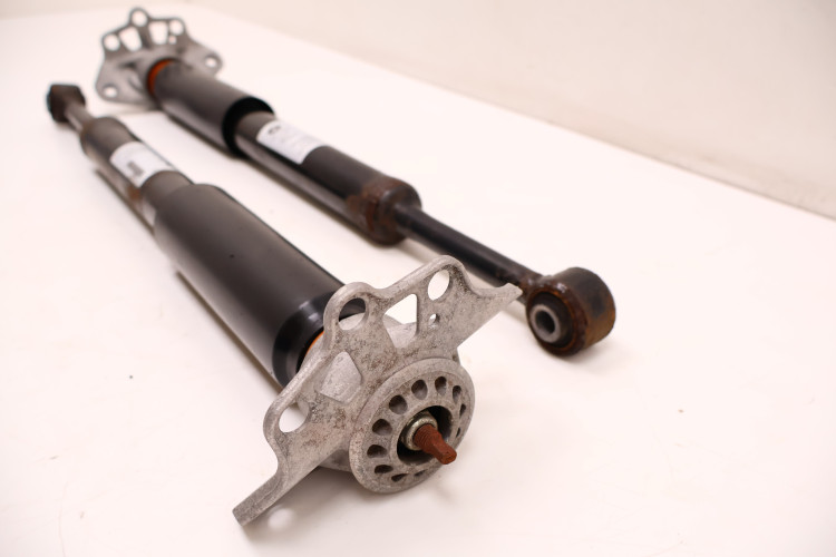 JEEP CHEROKEE KL 2.0 MTJ AMORTYZATORY TYŁ 68157907AF