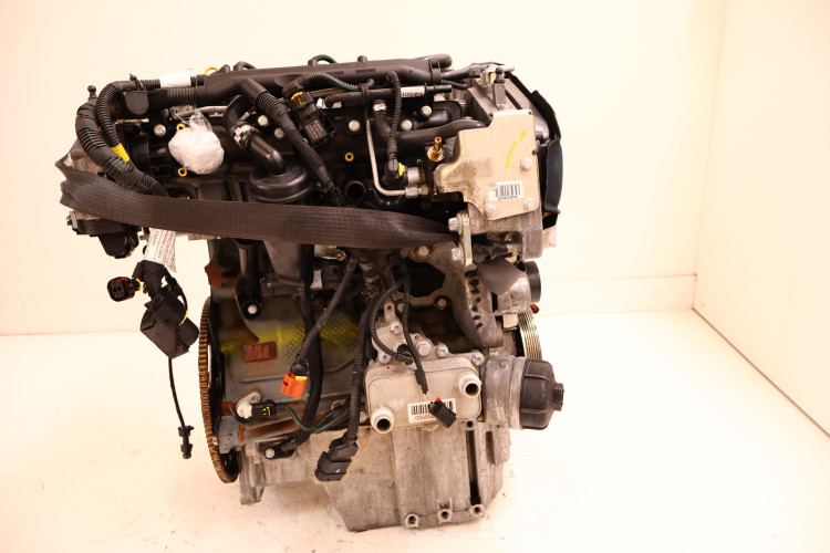 JEEP CHEROKEE KL 2.0 MTJ SILNIK LAY51