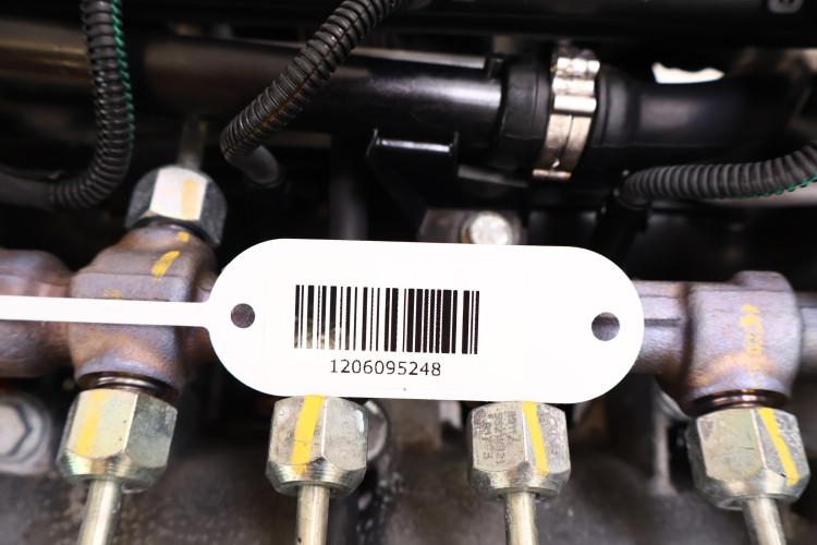 JEEP CHEROKEE KL 2.0 MTJ SILNIK LAY51