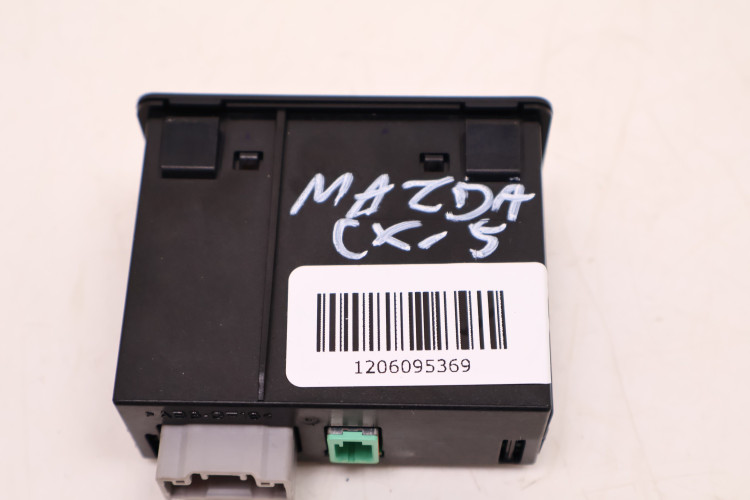 MAZDA CX-5 II 17- MODUŁ PANEL USB AUX SD D09H-669U0
