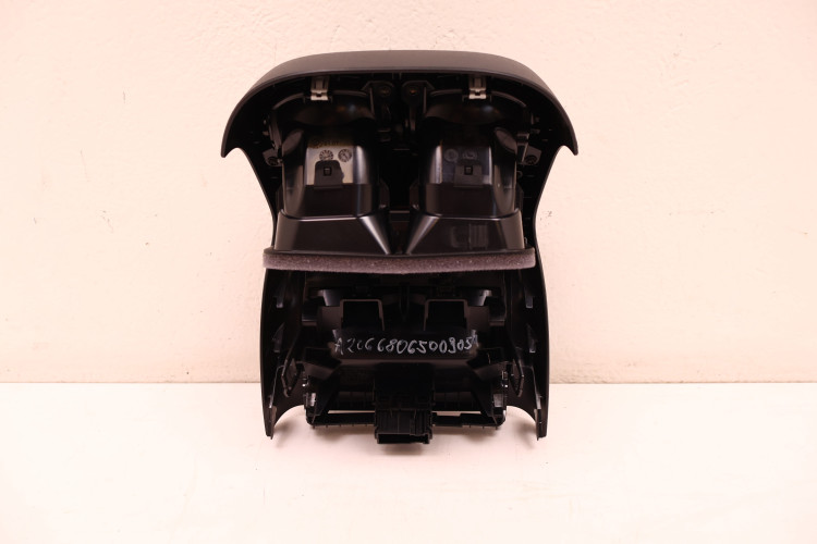 MERCEDES-BENZ CLE A236 300 4MATIC KRATKA NAWIEU TYŁ A20668065009051