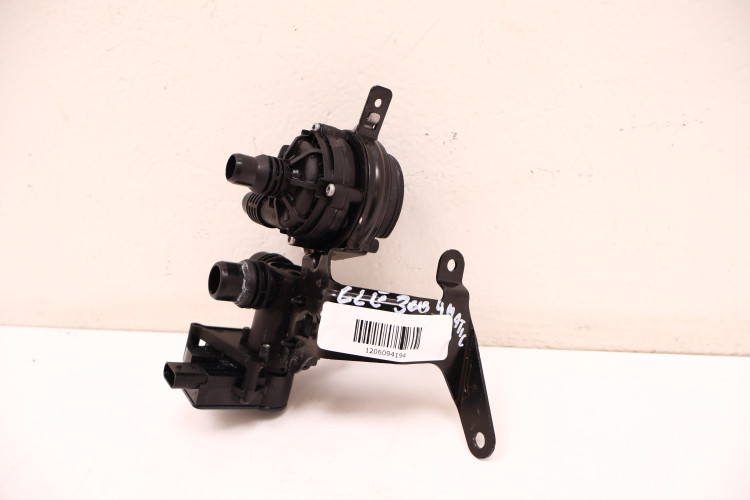 MERCEDES-BENZ CLE A236 300 4MATIC POMPA ZAWÓR WODY A0005061500, A0005003600