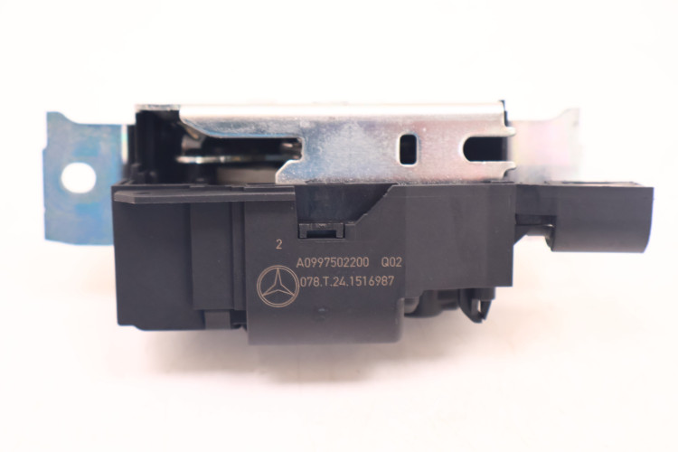 MERCEDES-BENZ CLE A236 ZAMEK KLAPY BAGAŻNIKA A0997502200