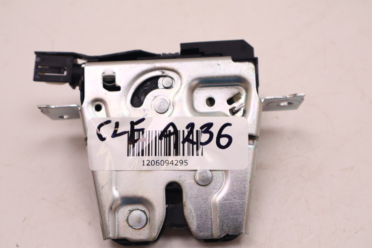 MERCEDES-BENZ CLE A236 ZAMEK KLAPY BAGAŻNIKA A0997502200