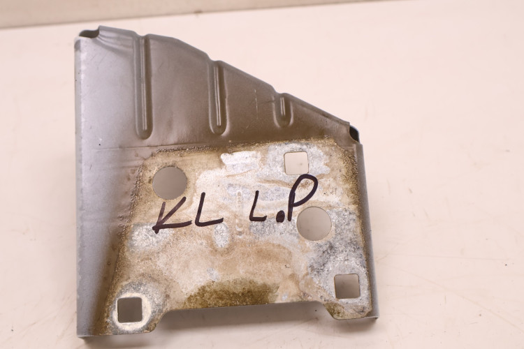 JEEP CHEROKEE KL MOCOWANIE BŁOTNIKA LEWE PRZÓD