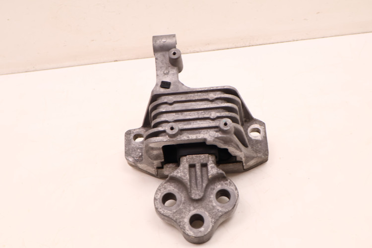JEEP CHEROKEE KL 2.0 MTJ ŁAPA PODUSZKA SILNIKA LEWA P68102283AF