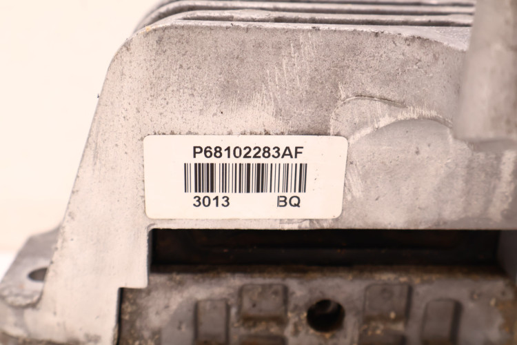 JEEP CHEROKEE KL 2.0 MTJ ŁAPA PODUSZKA SILNIKA LEWA P68102283AF