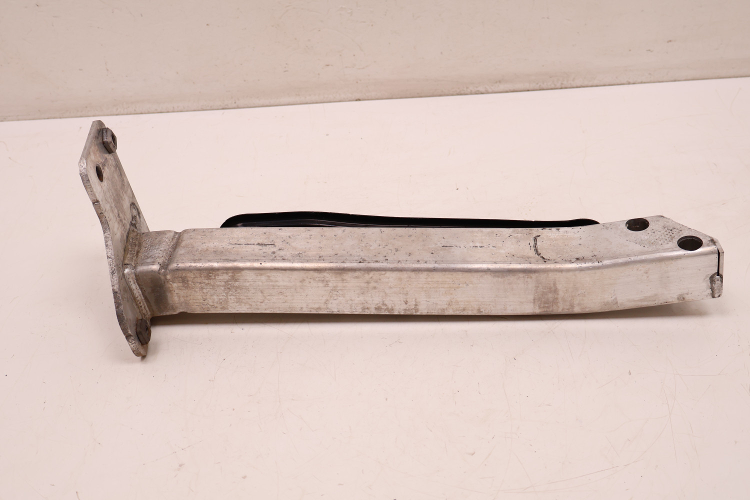 JEEP CHEROKEE KL STREFA ZGNIOTU PRAWA PRZÓD 68143964AB