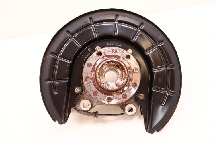 JEEP CHEROKEE KL 2.0 MTJ PIASTA ZWROTNICA LEWA TYŁ '05090073AC