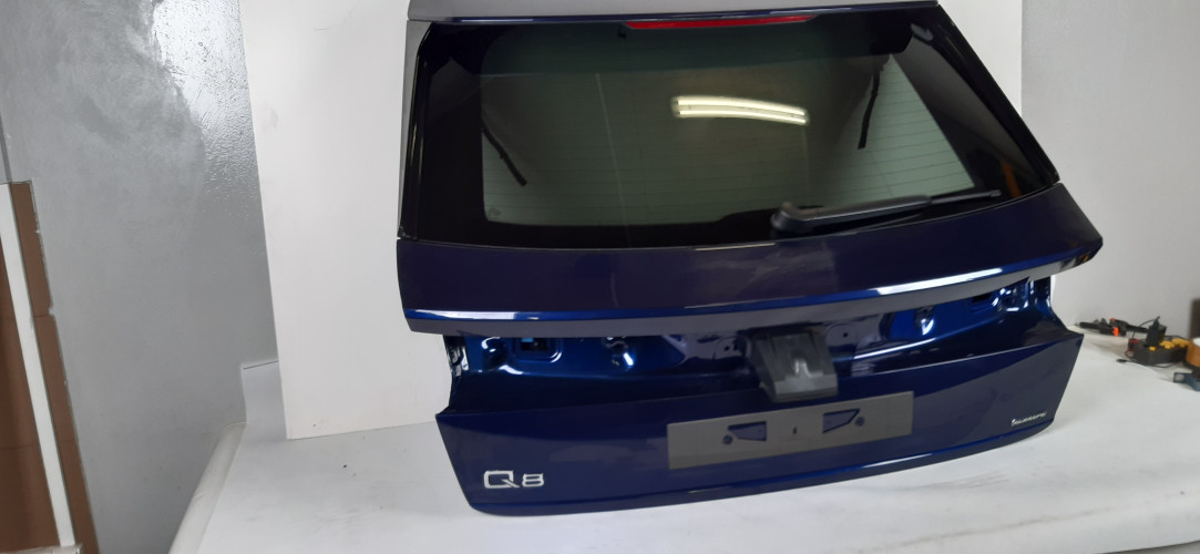 AUDI Q8 KLAPA BAGAŻNIKA
