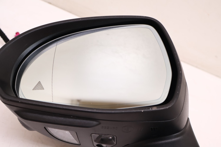 MERCEDES-BENZ CLE A236 LUSTERKO LEWE 19 PIN
