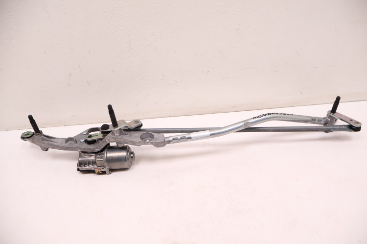MERCEDES-BENZ CLE A236 SILNICZEK MECHANIZM WYCIERACZEK A2068205901
