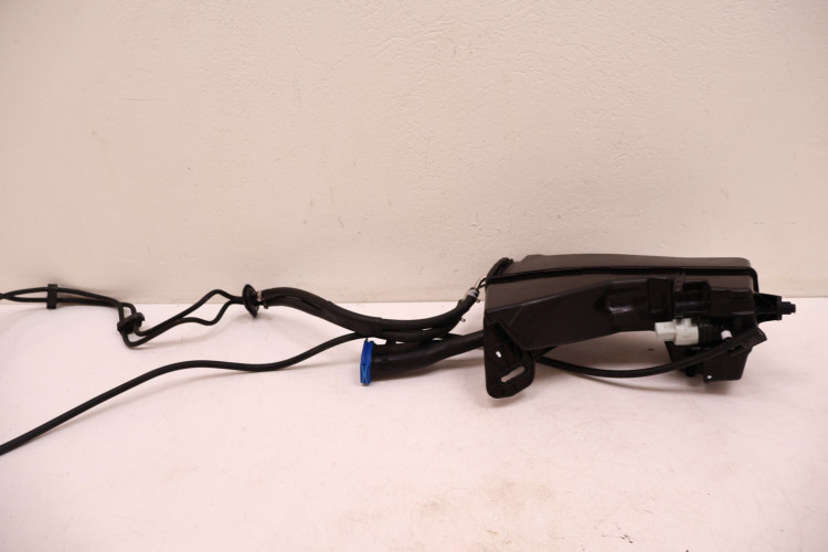 MERCEDES-BENZ CLE A236 300 4MATIC ZBIORNICZEK SPRYSKIWACZY A2068690100, 2068600500