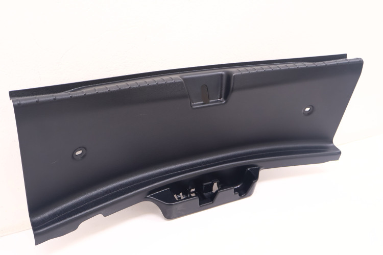 MERCEDES-BENZ CLE A236 OSŁONA PASA TYLNEGO A2366907100