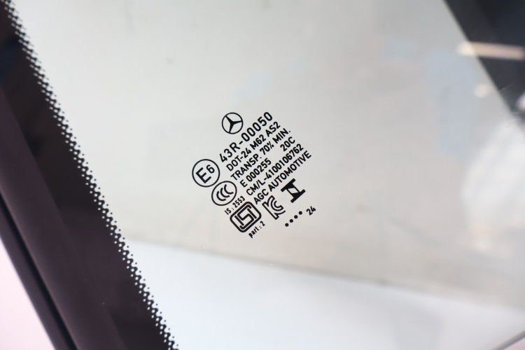 MERCEDES-BENZ CLE A236 SZYBA KAROSERYJNA LEWA TYŁ A2367300100