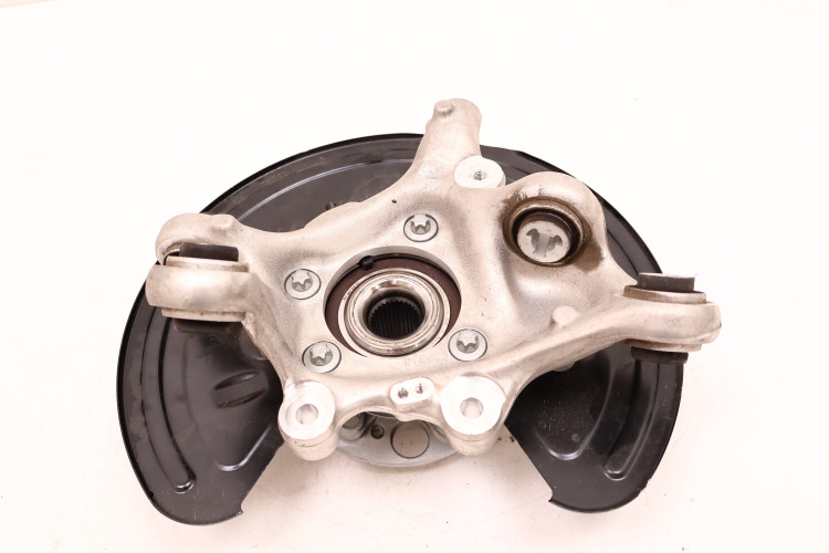 MERCEDES-BENZ CLE A236 300 4MATIC PIASTA ZWROTNICA PRAWA TYŁ 2360200