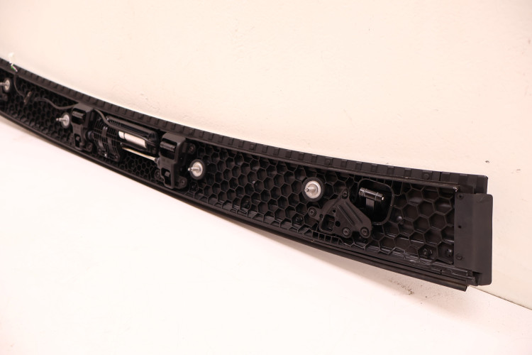MERCEDES-BENZ CLE A236 LOTKA SPOILER OWIEWKA DACHU A2367700100