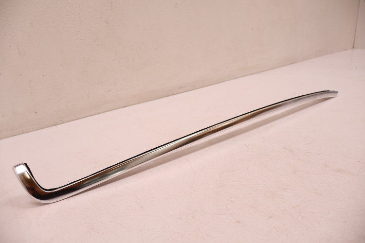 MERCEDES-BENZ CLE A236 LISTWA SZYBY CZOŁOWEJ PRAWA CHROM A2366902000