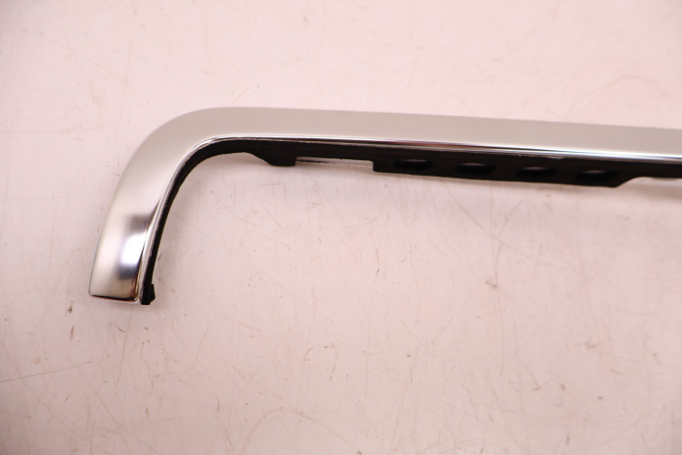 MERCEDES-BENZ CLE A236 LISTWA SZYBY CZOŁOWEJ LEWA CHROM A2366901900