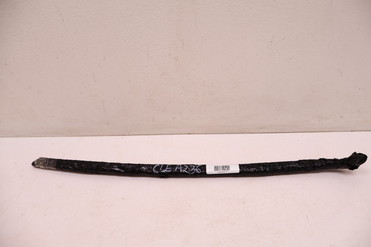 MERCEDES-BENZ CLE A236 LISTWA SZYBY CZOŁOWEJ LEWA CHROM A2366901900