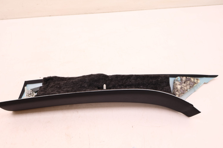 MERCEDES-BENZ CLE A236 OSŁONA SŁUPKA A PRAWA PRZÓD A2366906600