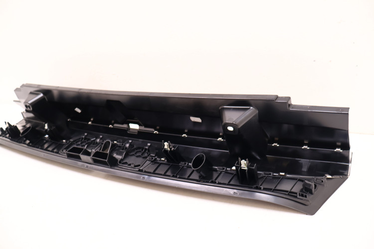 BMW 3 G21 OSŁONA PASA TYLNEGO 51477940931, WXE30E0472