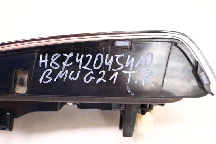 BMW 3 G21 LAMPA KLAPY BAGAŻNIKA PRAWA TYŁ H8742045410