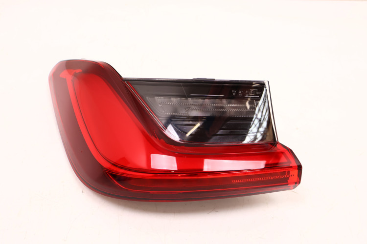 BMW 3 G21 LAMPA LEWA TYŁ