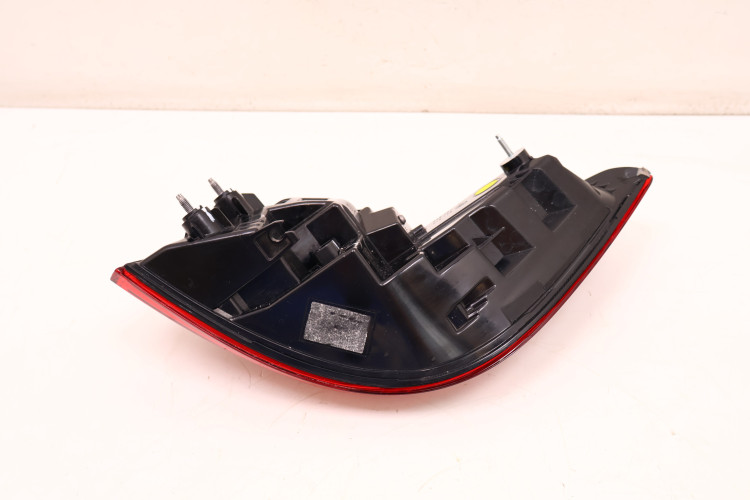 BMW 3 G21 LAMPA LEWA TYŁ