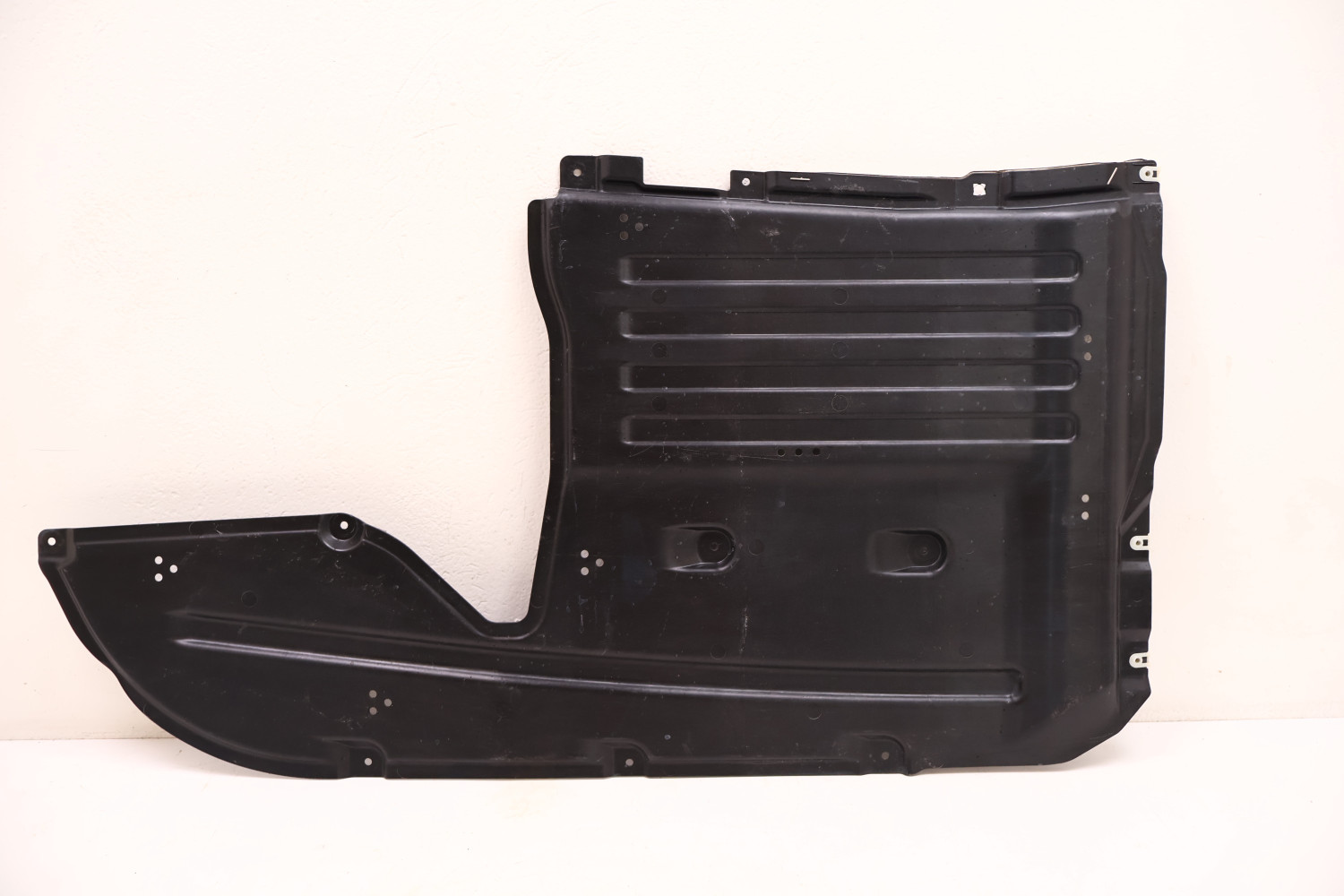 BMW 3 G20/21 OSŁONA SKRZYNI BIEGÓW 51757428178