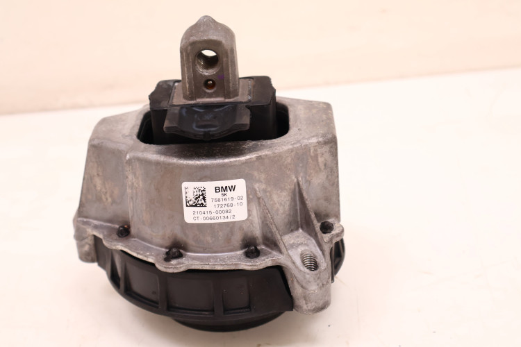 BMW 3 G20/21 330E PODUSZKA SILNIKA LEWA 7581619