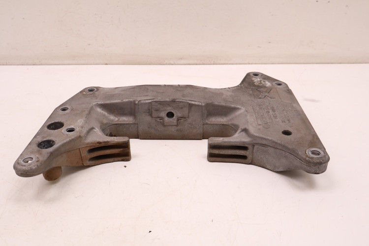BMW 3 G20/21 330E ŁAPA PODUSZKA SKRZYNI BIEGÓW 9485333, 22329485334