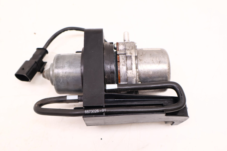 BMW 3 G20/21 330E POMPA VACUM 6880628